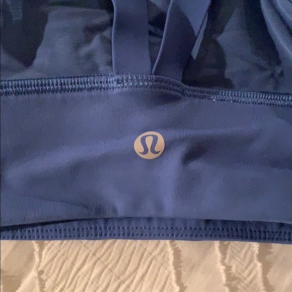 Lululemon sports bra - Picture 3 of 5